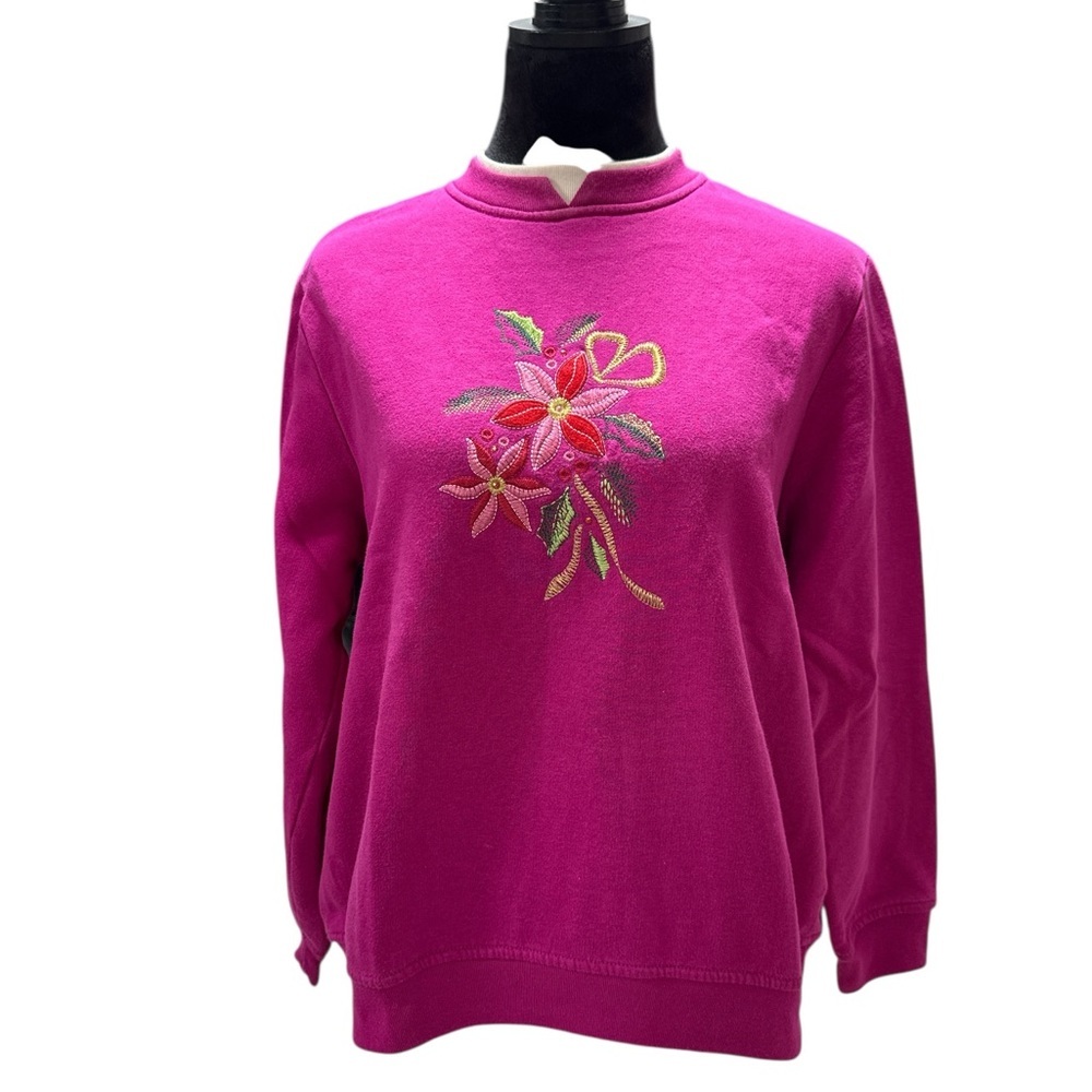 Kim Rogers Magentaโ Floral Embroidered Sweatshirt L